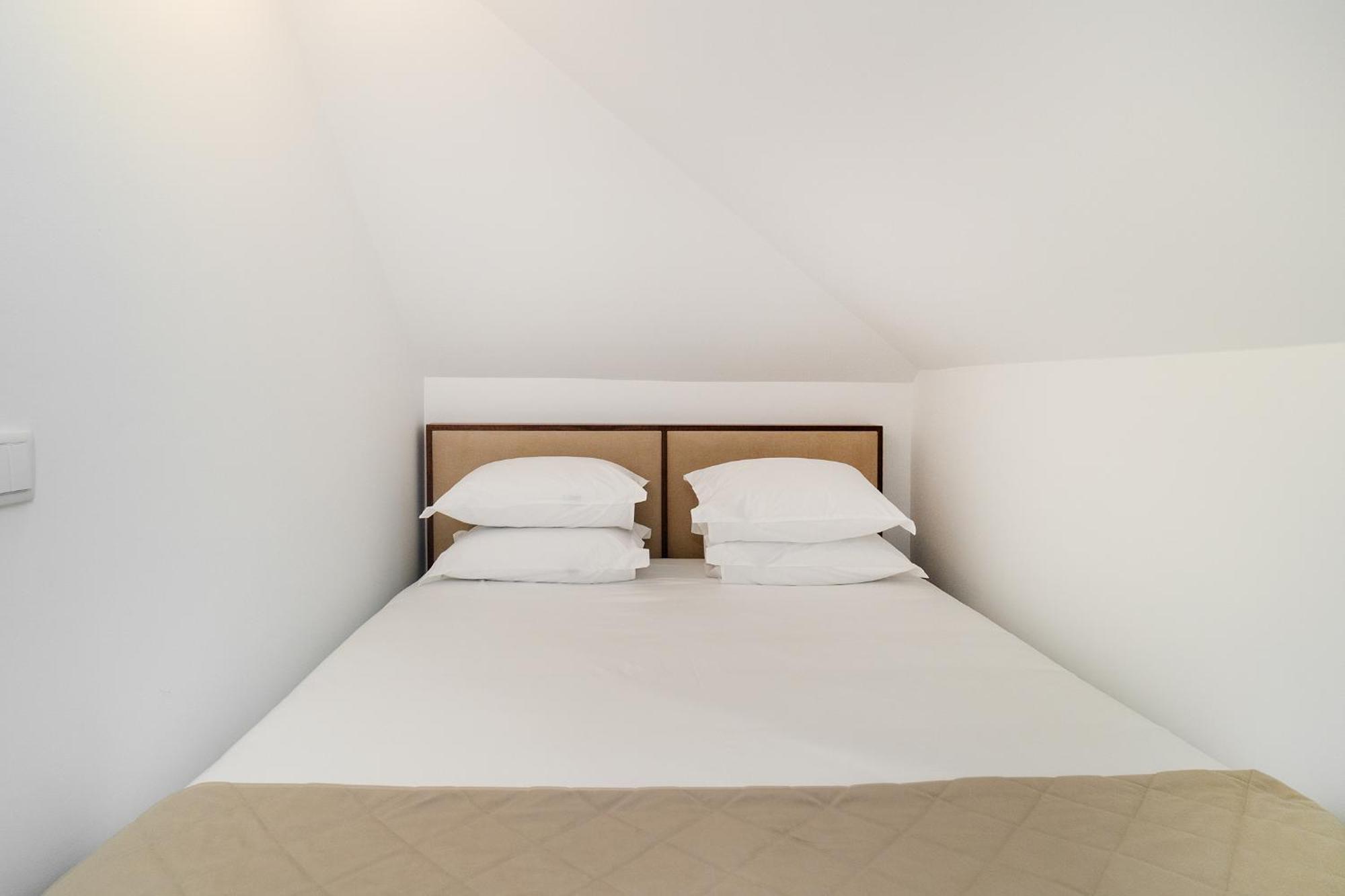 Whome Alfama Studio Prime Location Explore Lisbon W/ Style Luaran gambar